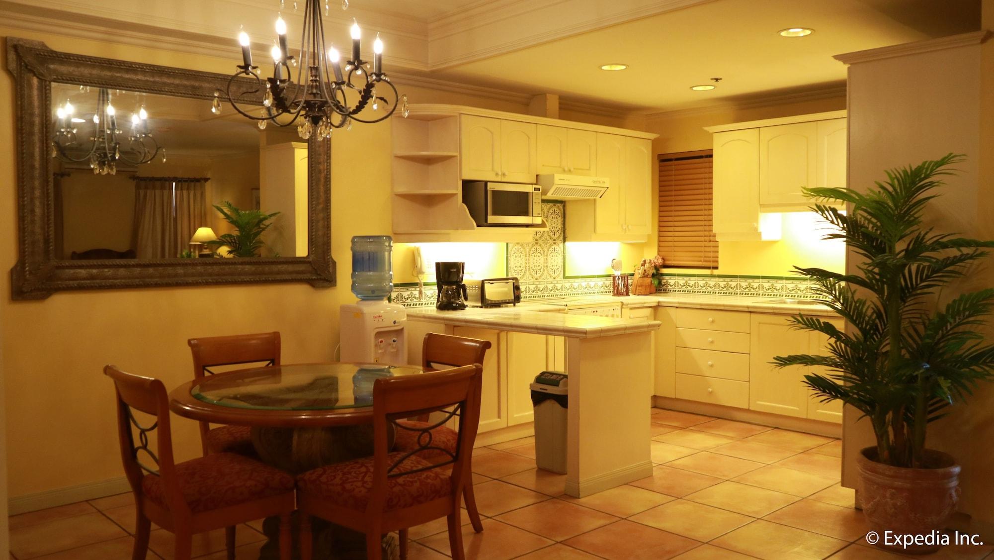 סבו Sophia Suites Residence Hotel מראה חיצוני תמונה