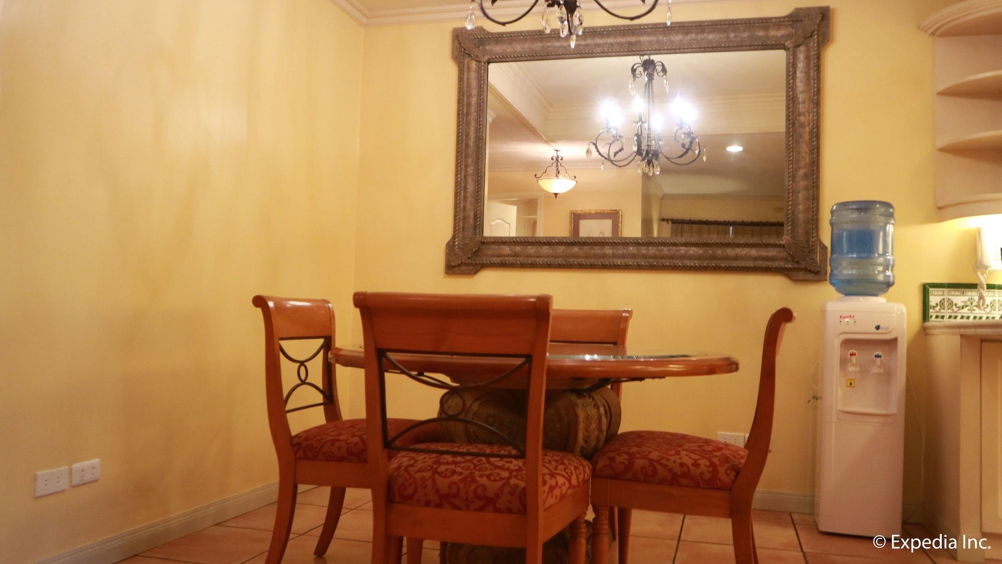 סבו Sophia Suites Residence Hotel מראה חיצוני תמונה