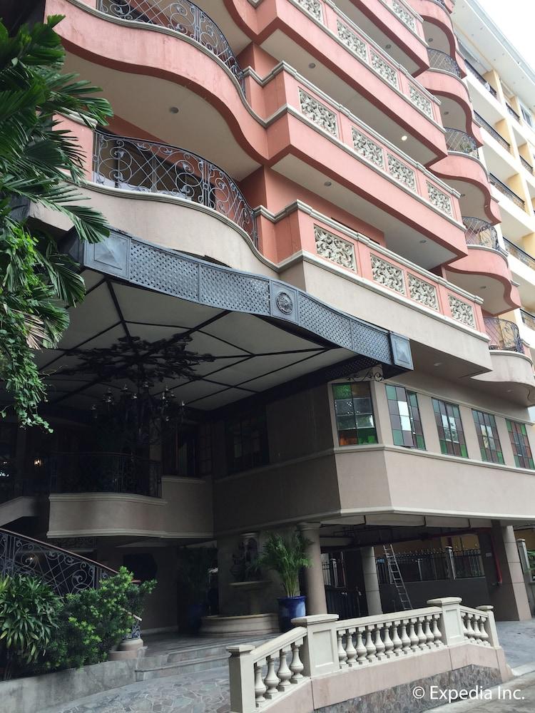 סבו Sophia Suites Residence Hotel מראה חיצוני תמונה