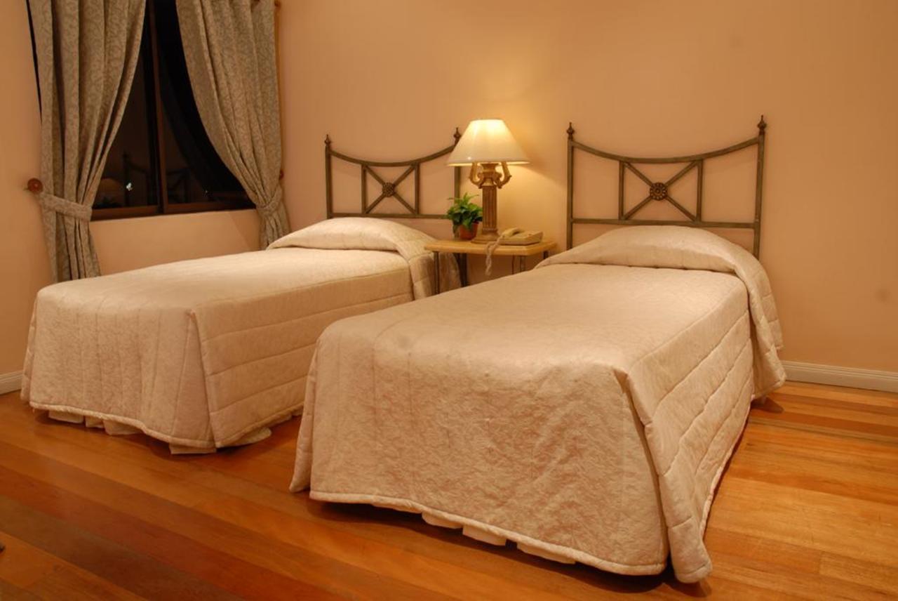 סבו Sophia Suites Residence Hotel מראה חיצוני תמונה