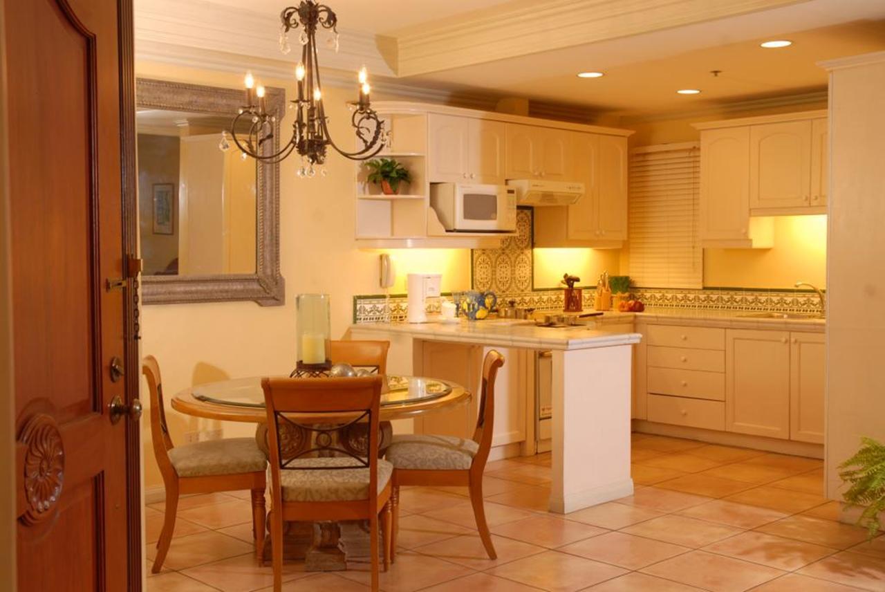 סבו Sophia Suites Residence Hotel מראה חיצוני תמונה