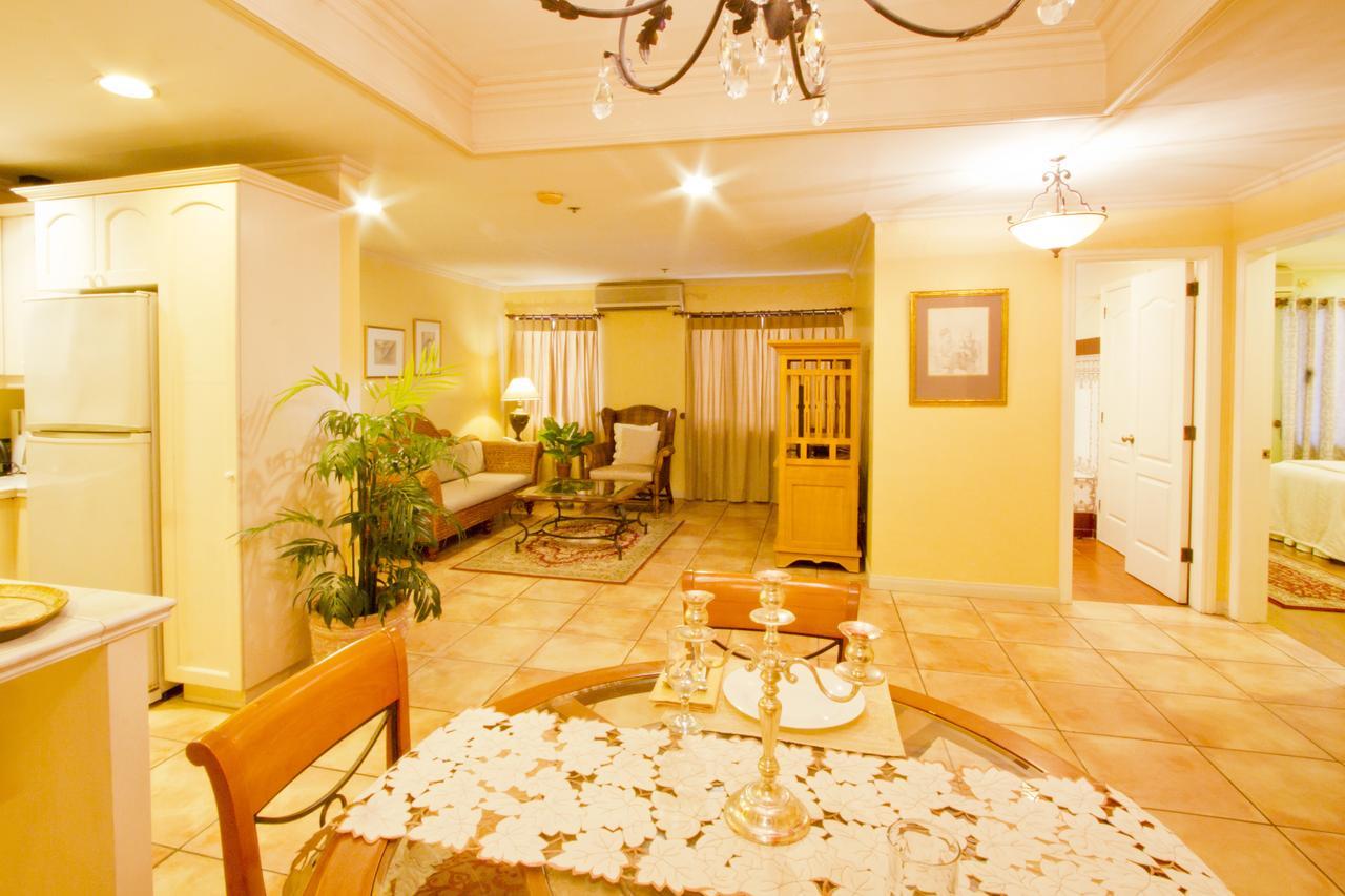סבו Sophia Suites Residence Hotel מראה חיצוני תמונה