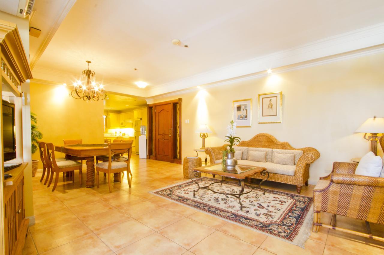 סבו Sophia Suites Residence Hotel מראה חיצוני תמונה