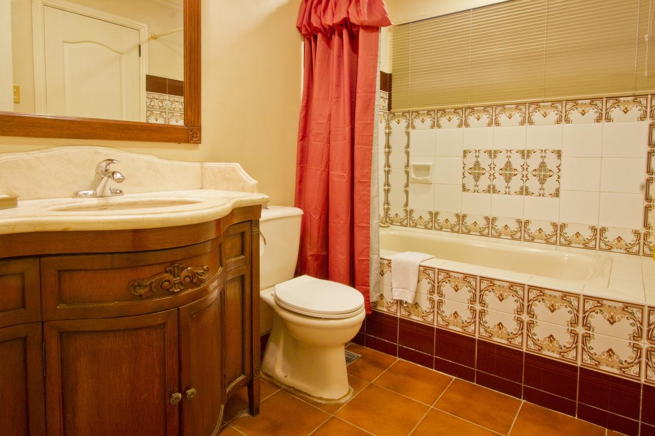 סבו Sophia Suites Residence Hotel מראה חיצוני תמונה