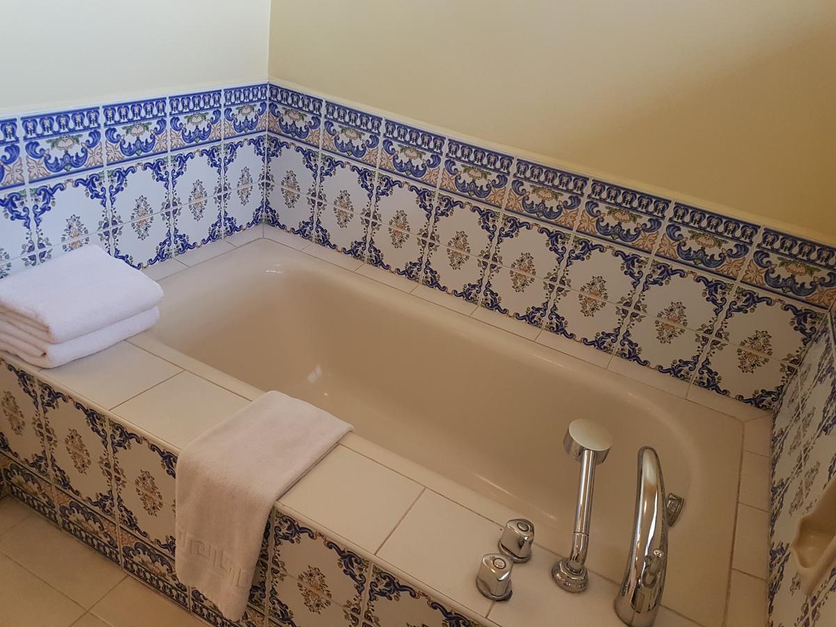 סבו Sophia Suites Residence Hotel מראה חיצוני תמונה