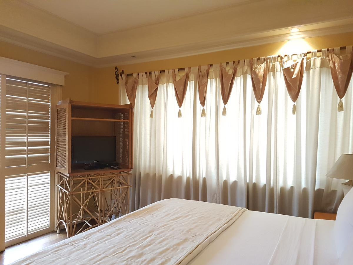 סבו Sophia Suites Residence Hotel מראה חיצוני תמונה