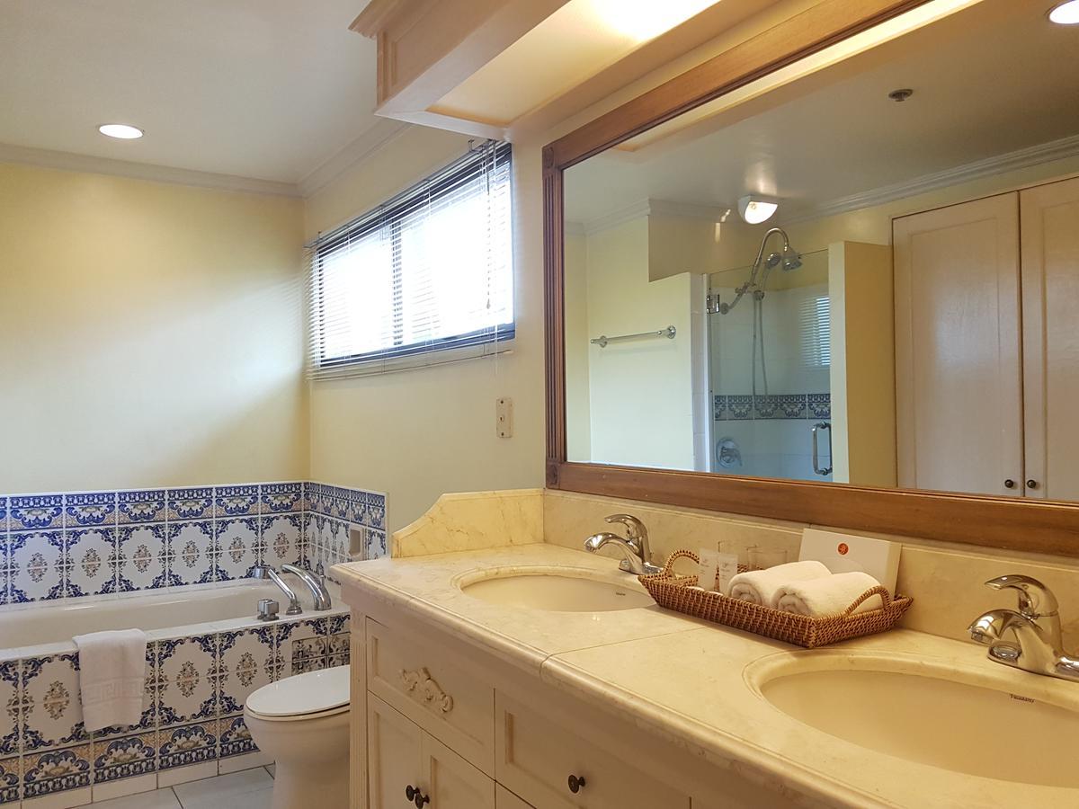 סבו Sophia Suites Residence Hotel מראה חיצוני תמונה