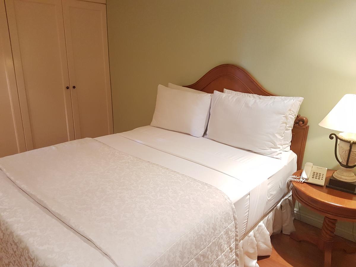 סבו Sophia Suites Residence Hotel מראה חיצוני תמונה