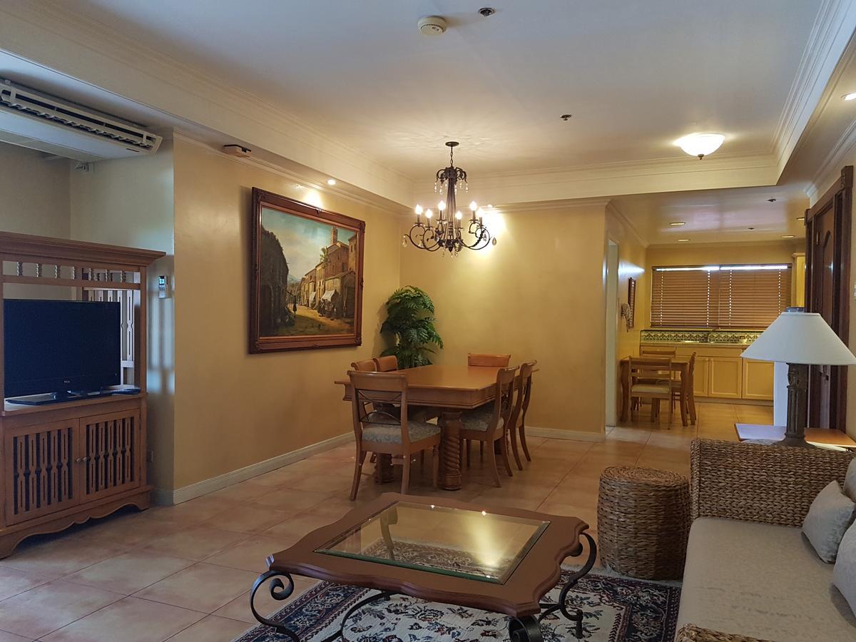 סבו Sophia Suites Residence Hotel מראה חיצוני תמונה