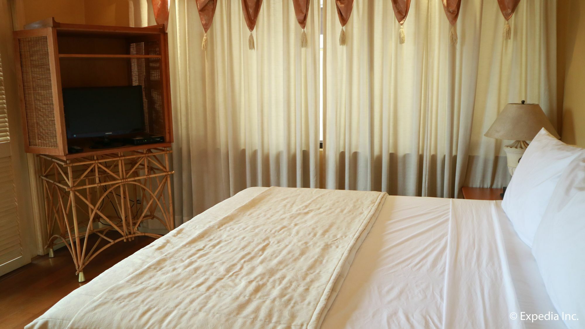 סבו Sophia Suites Residence Hotel מראה חיצוני תמונה